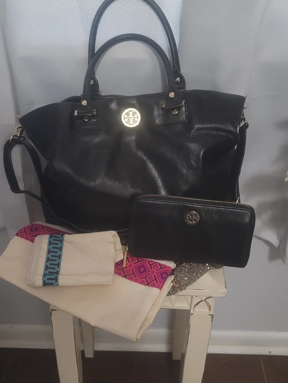 Tory Burch classic tory